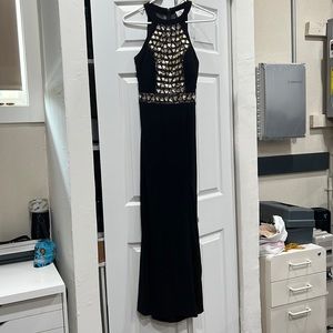 Long Black Dress!